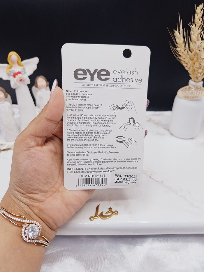 چسب مژه ضد آب eYe کارتن سبز کد EY_814