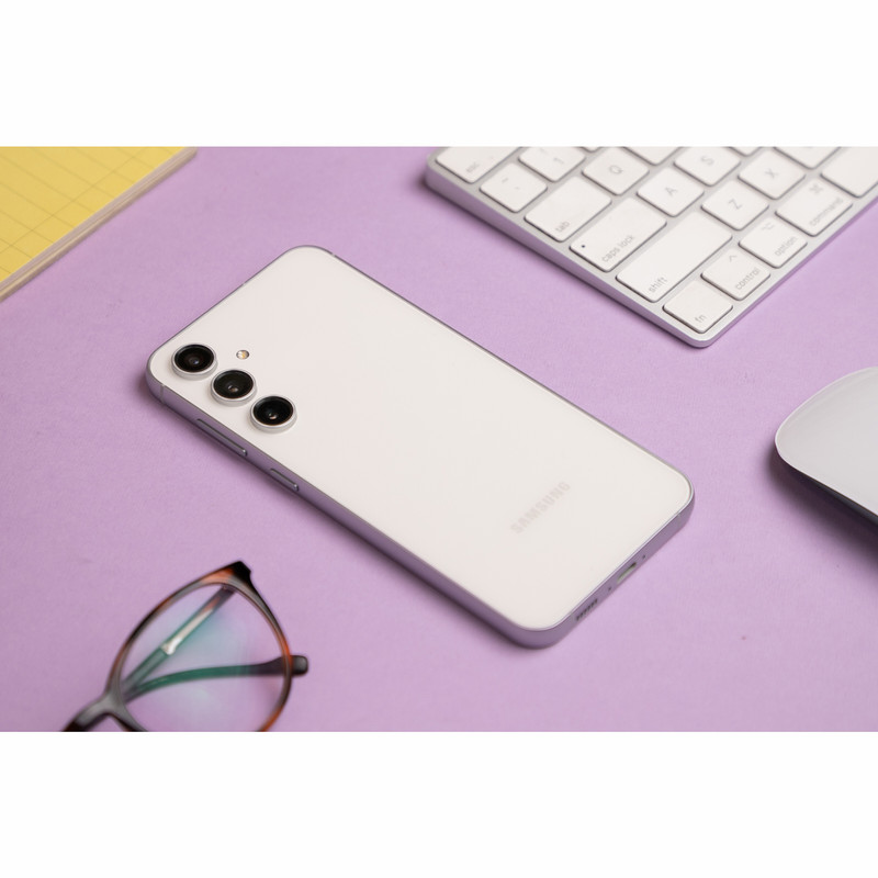  گوشی موبایل سامسونگ مدل Galaxy S23 FE دو سیم کارت ظرفیت 256 گیگابایت و رم 8 گیگابایت به همراه شارژر سامسونگ - ویتنام